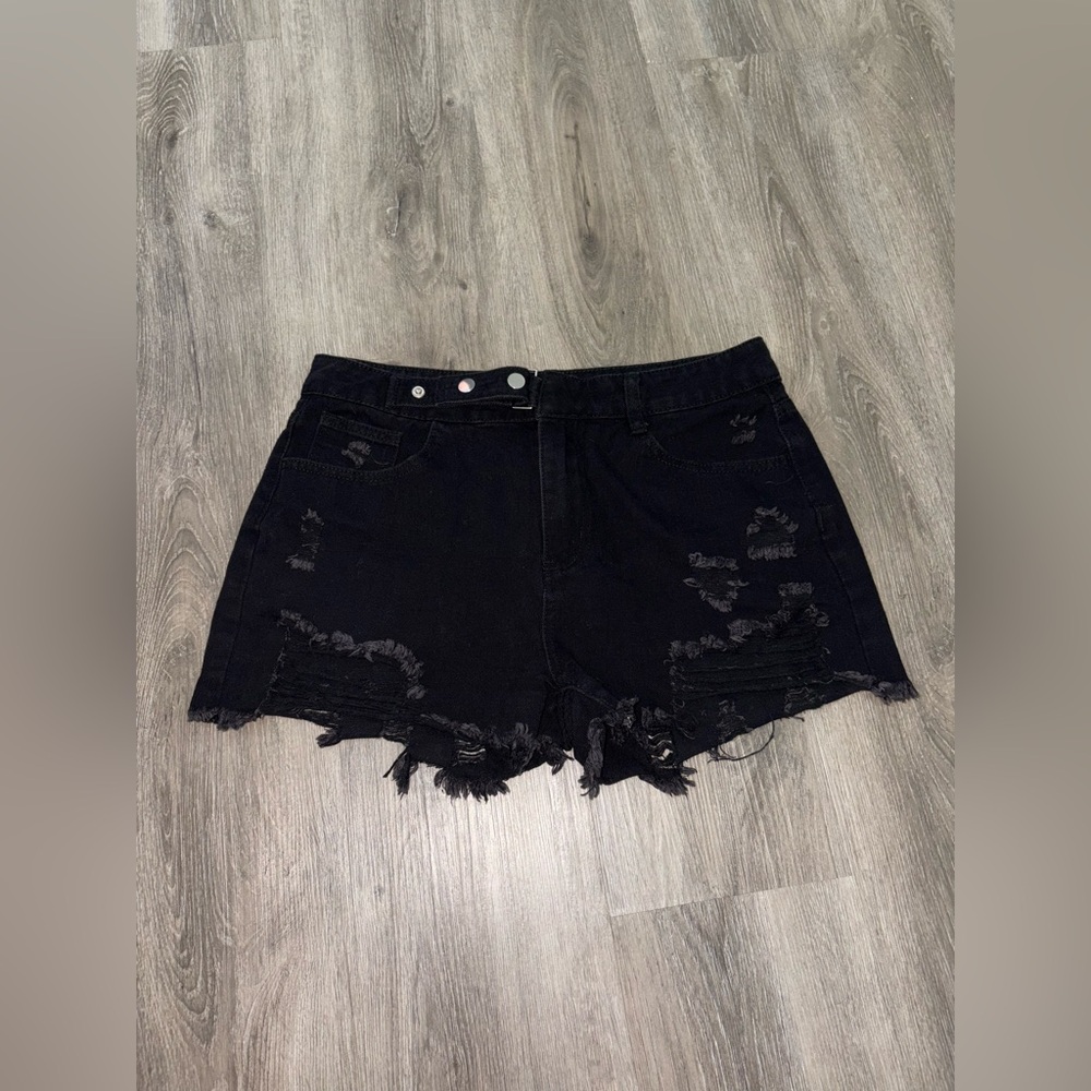 Black Distressed Belted Jean Shorts